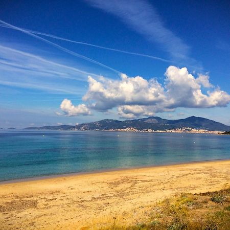 Grand T2 Standing Ajaccio Proche Centre Et Plages Vue Panoramique Parking Prive Ajaccio (Corsica) Exterior foto