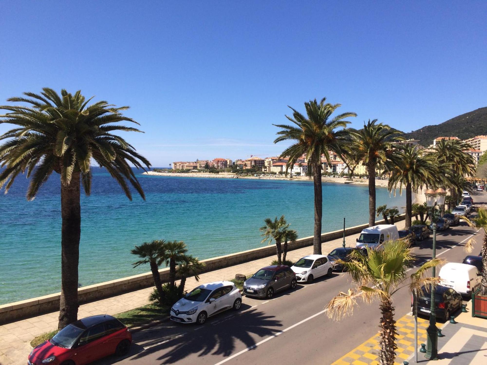 Grand T2 Standing Ajaccio Proche Centre Et Plages Vue Panoramique Parking Prive Ajaccio (Corsica) Exterior foto